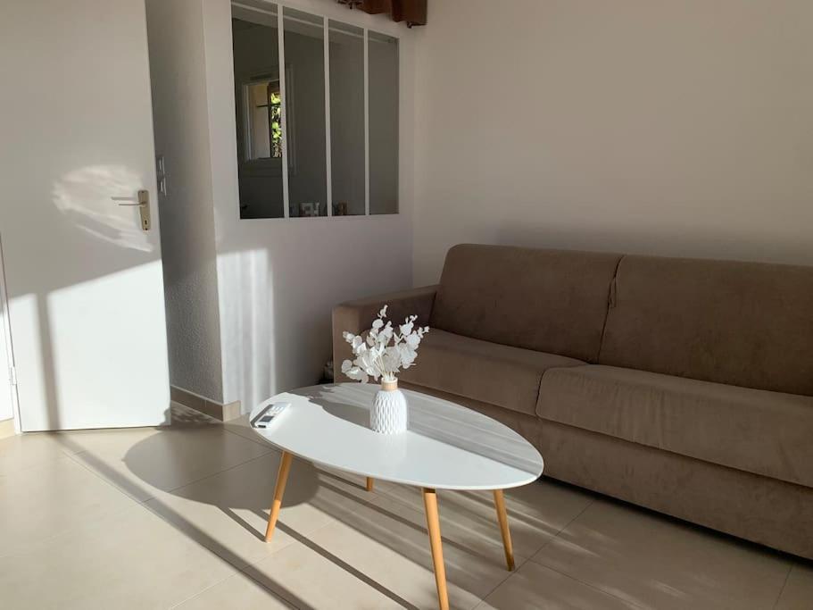 Maisonnette Dans Belle Residence Saint-Vallier-de-Thiey Ngoại thất bức ảnh