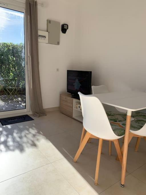 Maisonnette Dans Belle Residence Saint-Vallier-de-Thiey Ngoại thất bức ảnh
