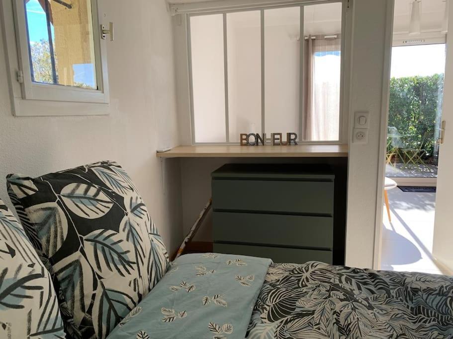 Maisonnette Dans Belle Residence Saint-Vallier-de-Thiey Ngoại thất bức ảnh
