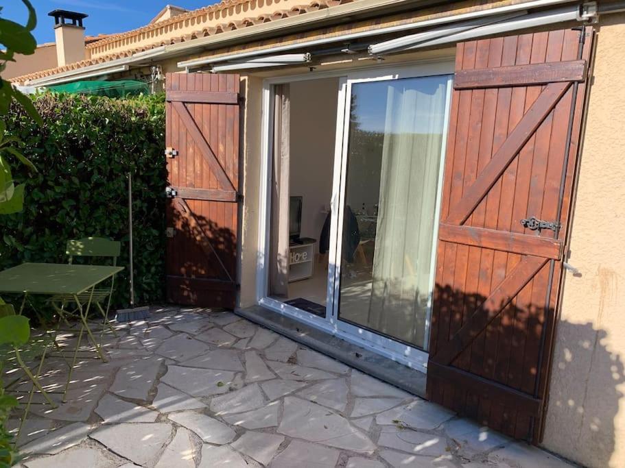 Maisonnette Dans Belle Residence Saint-Vallier-de-Thiey Ngoại thất bức ảnh