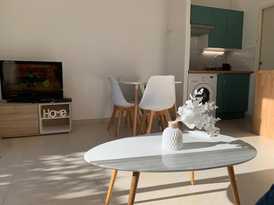 Maisonnette Dans Belle Residence Saint-Vallier-de-Thiey Ngoại thất bức ảnh